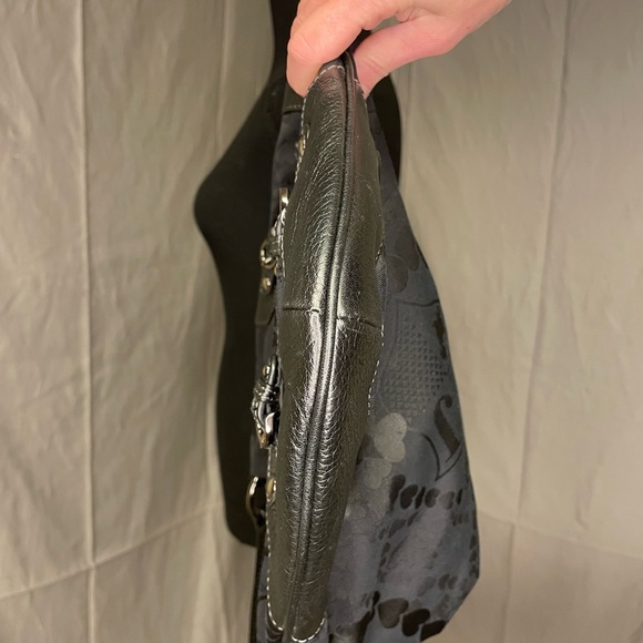 Juicy Couture Vintage Y2K Black and Gray Purse - Picture 4 of 15